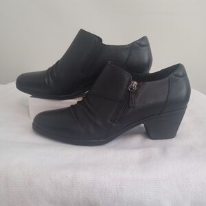 Clarks Elegant Emily Braley Black Ankle Boots Sz 11